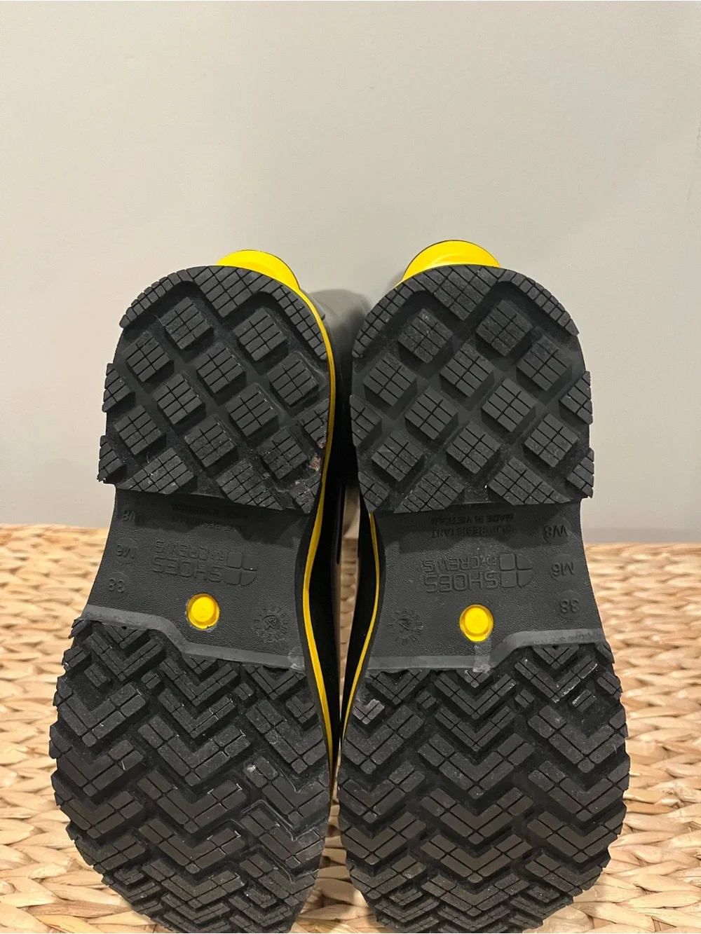 Shoes For Crews Black Tall Slip-Resistant Work Boots (Unisex) (NWOT)